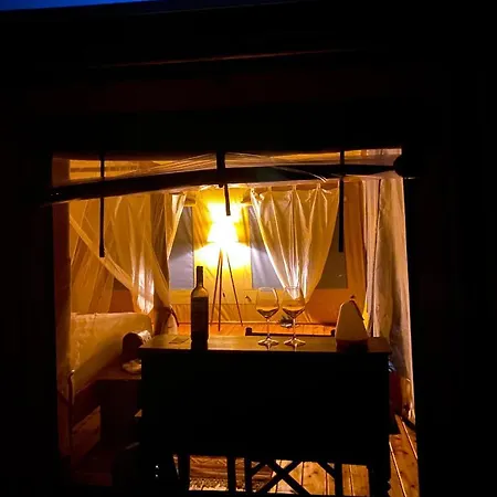 Terra - Tented Luxusní stan Saturnia